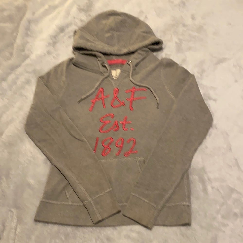 Women’s Abercrombie & Fitch gray hoodie, size M. In good used condition.